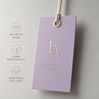 Étiquettes de produit découpées en papier synthétique durable et imperméable, estampage à chaud, protection anti-rayures UV, lamination mate, feuille d'argent miroir