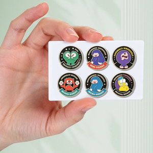 Set de Pins Esmaltados con Diseño Libre, Impresión de Anime a Todo Color, Temática de Psicología, Salud Mental y Farmacia - Product Image 1