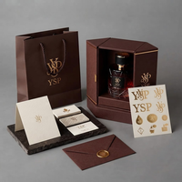 Boîte à double porte marron foncé personnalisable avec logo, conteneur rigide premium avec accent doré pour coffret de parfums de niche en gros