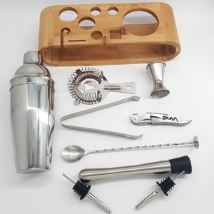 Kit de <span class=keywords><strong>barman</strong></span> <span class=keywords><strong>personnalisé</strong></span> CAMOL FACTORY, 10 pièces, <span class=keywords><strong>shaker</strong></span> à cocktails, ensemble de bar avec support en bambou élégant, <span class=keywords><strong>shaker</strong></span> à martini de luxe 750 ml - Product Image 6