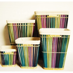 Sofisticado modelo de arte popular ecológico colorido bambú lavandería cesta de almacenamiento conjunto artesanía patrón Premium bambú artesanías - Product Image 1