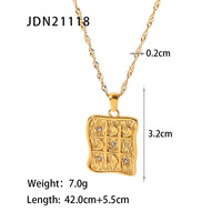 Collier en acier inoxydable avec pendentif en zircon