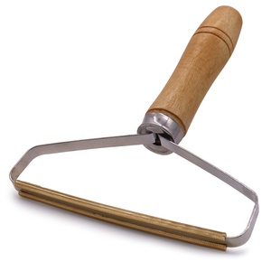 Nettoyeur Profond <span class=keywords><strong>Pro</strong></span> pour Poils d'Animaux, Multi-Surfaces, Tissu, Bordure, Tapis, Râteau, Grattoir pour Canapé, Tapis, Tours pour Animaux, Outil Efficace pour Enlever les Poils - Product Image 1