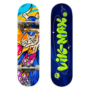 En Stock: Patinetas Completas de Madera de Arce de 7 Capas, 8 x 31 Pulgadas, para Principiantes, Venta al Por Mayor - Product Image 5