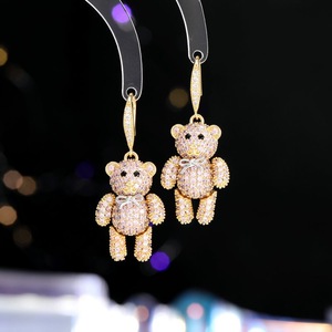 Boucles <span class=keywords><strong>d</strong></span>'oreilles romantiques Future Angel, élégantes <span class=keywords><strong>et</strong></span> tendance pour femmes, en acier inoxydable plaqué or, en forme <span class=keywords><strong>d</strong></span>'<span class=keywords><strong>ours</strong></span> tridimensionnel, avec zircon - Product Image 4
