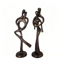 Figurine de couple amoureux moderne en cuivre, sculptures d'amoureux, articles de décoration romantique pour la maison, ornement d'art de table de luxe