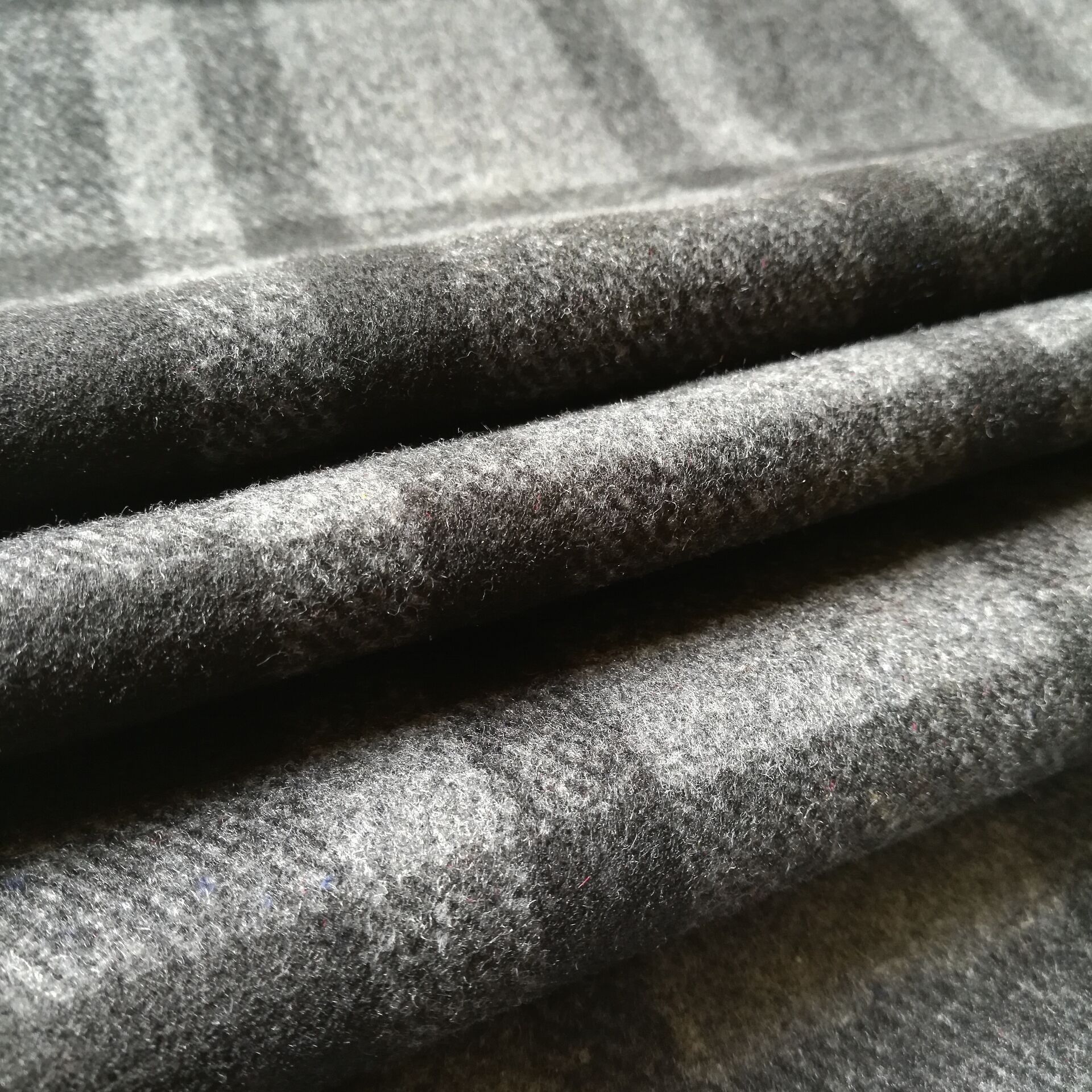10% Wool Checked Woollen Cloth for Fall and Winter 560-580g Woven Technique Jacket and Garment Suit Fabric