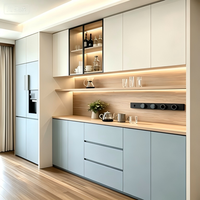 Buffet scandinave sans poignées avec éclairage LED, étagère ouverte et présentoir à vin en verre pour rangement moderne dans la salle à manger
