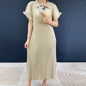 Vestido casual de talla grande con cuello polo, elegante y plisado, de manga corta, a la moda, de alta gama, para el verano 2026 - Product Image 3