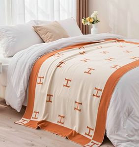 Manta de Avión Personalizada, Tejida, Suave y Cómoda, para Hotel y Viajes, Regalos, Disponible en Stock, Fabricante Mayorista - Product Image 2