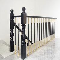 Rampe et main courante d'escalier modernes en aluminium de luxe, adaptées aux escaliers intérieurs de villas, avec accessoires de rampe.