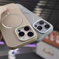 Coque de téléphone portable anti-chute en TPU magnétique ondulé de haute qualité, style Ins, pour iPhone 11-17