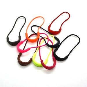 Deslizador de cremallera de silicona 3D personalizado, cuerda encerada, cabeza de goma de PVC con tirador de cremallera para ropa deportiva - Product Image 3