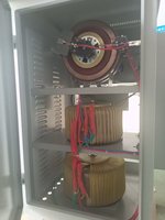 Régulateur de tension CA monophasé entièrement automatique DBW-H-20KVA OEM/ODM pour extérieur, 220V 110V, personnalisable, résistant à la pluie
