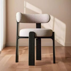 Chaise de salle à manger moderne en bois massif et rembourrée, style nordique, pour adultes - Product Image 3