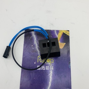 Bobine d'électrovanne 13*52mm 24V pour excavatrice DH220-5 - Product Image 1
