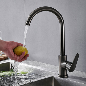 Grifo de cocina de acero inoxidable 304, color gris plomizo, con una sola manija, giratorio 360 grados, montado en el encimera, para agua fría y caliente - Product Image 3