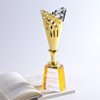 Trophée en cristal de Chine personnalisé, étoile pentagonale créative en cristal artificiel, trophée de retraite annuelle pour employés
