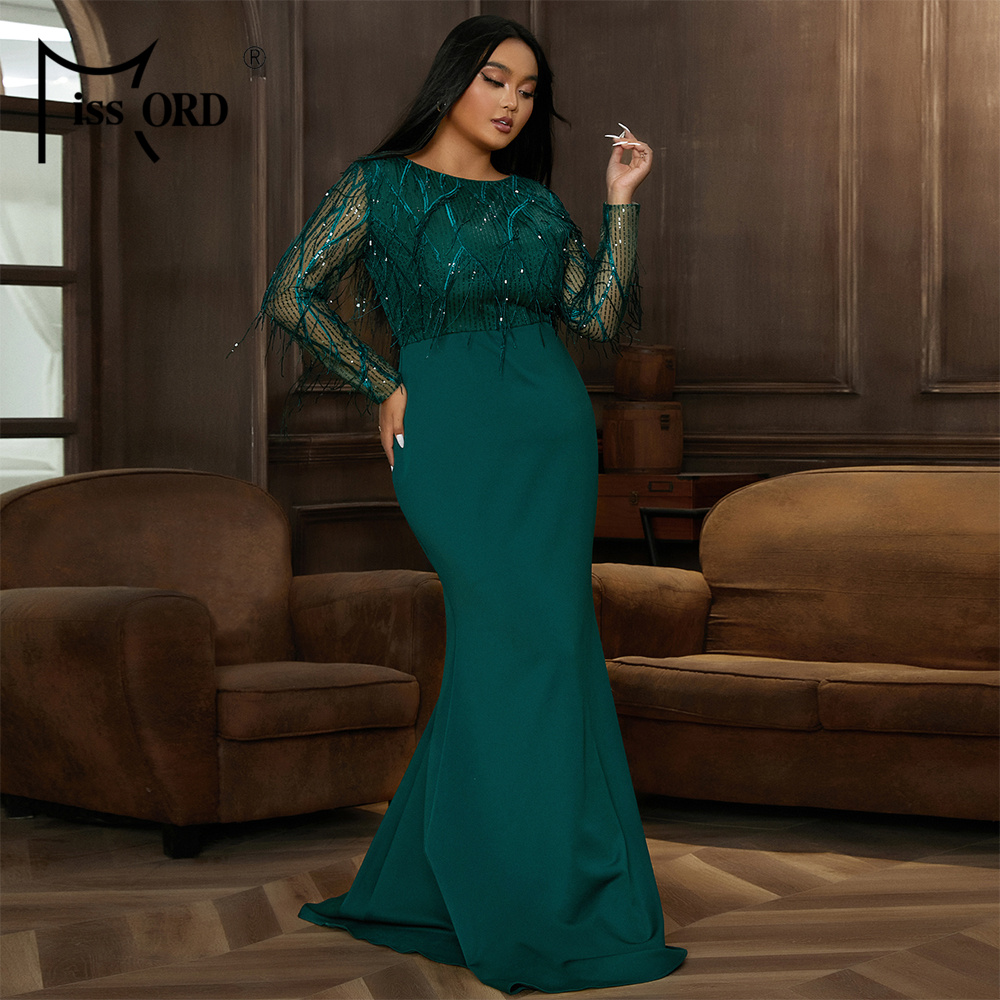 Elegant Plus Size Emerald Green Mermaid Hem Formal Dress with Sequins for  Prom - Modest Design for All Seasons
