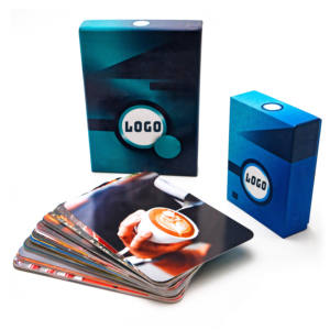 لعبة ورق شخصية مخصصة للبالغين بوضعيات متنوعة للعائلة والأزواج مع خدمات تصنيع حسب الطلب وصندوق - Product Image 1