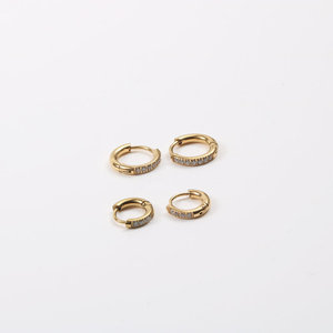 10mm 12mm 18k placcato oro CZ Huggies <span class=keywords><strong>orecchini</strong></span> gioielli in <span class=keywords><strong>acciaio</strong></span> inox metà pavé zircone <span class=keywords><strong>orecchini</strong></span> per donna - Product Image 5