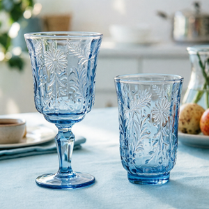 Calice da Vino Corto con Strass Luminosi, Bicchiere Blu Goffrato, Set di Calici in Vetro Ambrato Fatti a Mano, Ecologici, 225ml, per Matrimoni - Product Image 3