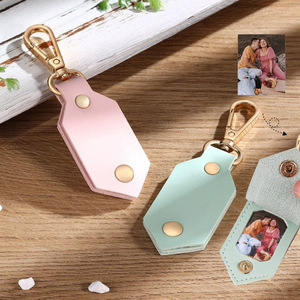 Creative DIY Couple Photo Keychains, Mini PU Photo <b>Frames</b>, Bag Pendants, Father's Day Gifts, Keychains - Product Image 1