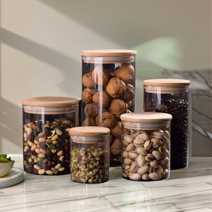 Frasco de Vidrio Borosilicato Cuadrado LK con Tapa de Bambú para Almacenar Frutas Secas y Granos en la Cocina, Transparente y Sellado - Product Image 4