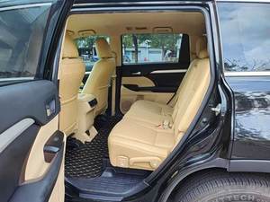 Véhicule d'Occasion Toyota Highlander 2021 - Édition Luxe 2.0T 4x4, 7 Places, Inspecté pour la Sécurité et Capacités 4x4 - Product Image 5