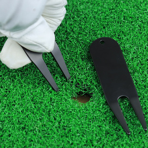Herramienta de Reparación de Divots de Golf de 3 Puntas, de Metal Negro Bronce, para Mantenimiento de Campos de Golf - Product Image 3