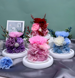 Vente en gros de fleurs éternelles en dôme de verre : œillets, roses, hortensias – Cadeau romantique pour la Fête des Mères, la Fête des Enseignants, les anniversaires - Product Image 3