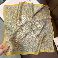 Écharpe châle 100 % soie de mûrier pour femme, élégante, vintage, motif floral, luxe, carrée, accessoire polyvalent toutes saisons, personnalisable