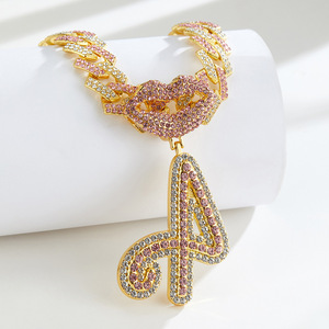 Collana con Ciondolo a Forma di Lettera, Stile Sportivo con Diamanti, Catena <span class=keywords><strong>in</strong></span> Lega Cubana, Esclusiva Transfrontaliera - Product Image 6