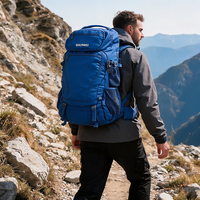 Sac à dos d'escalade à coque souple avec cadre interne et logo personnalisé, étanche, 35L-70L, sangle réglable pour sports de plein air, trekking, escalade