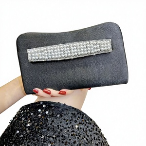 New Fashion Pearl Beaded Chain <b>Clutch</b> Bag Simple Light Luxury Evening Party Magnetic Buckle Polyester Rhinestone Tanjing - Product Image 1