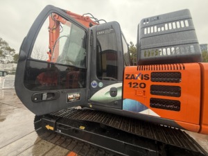 รถขุดตีนตะขาบ HITACHI ZX120 มือสอง ขนาด 12 ตัน 66 กิโลวัตต์ ได้รับการรับรองมาตรฐาน CE ระดับ Tier4 ปริมาตรบุ้งกี๋ 0.52 ลูกบาศก์เมตร เหมาะสำหรับงานก่อสร้างหนัก - Product Image 2