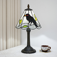 Lampe de table en verre teinté style Tiffany, corbeau noir d'Halloween, lampe de chevet unique de style farmhouse, salon, salle à manger, bureau