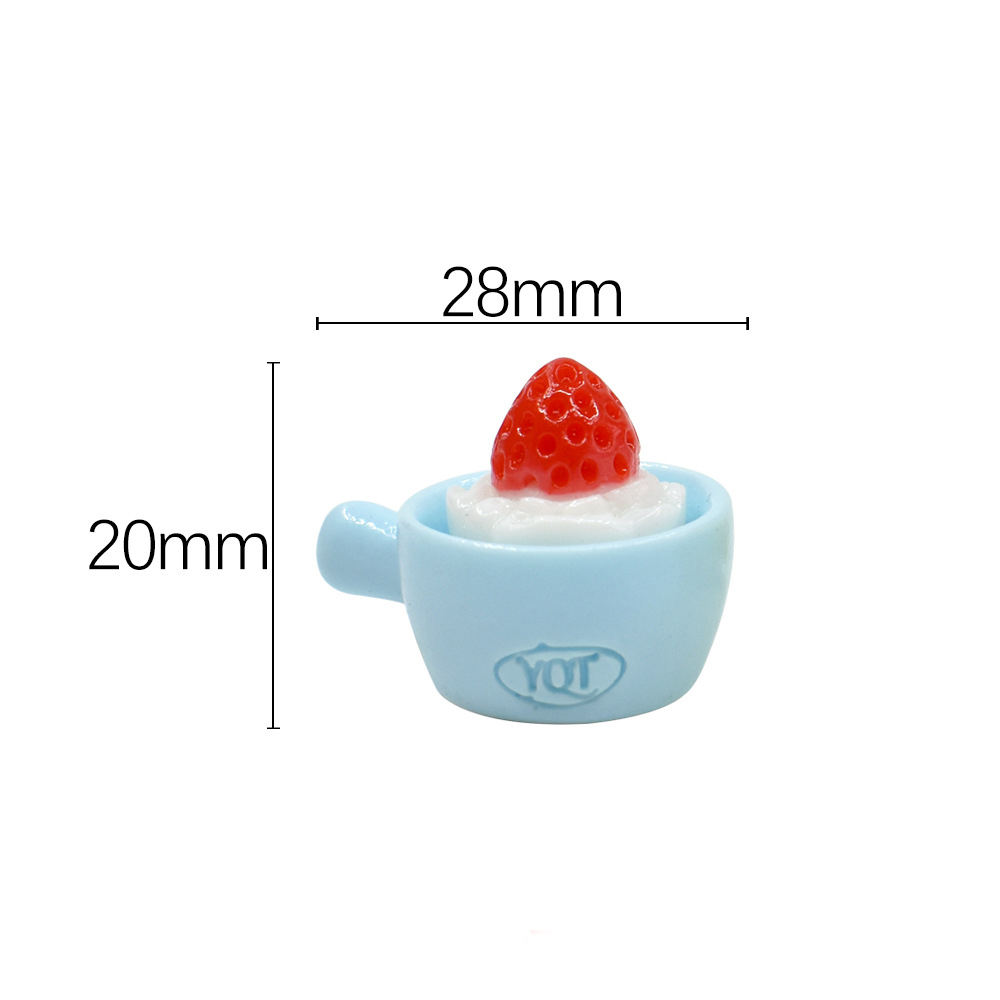 Bol bleu + fraises rouges