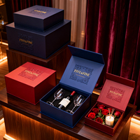 Boîte cadeau rigide magnétique bleue et rouge de luxe, faite à la main, en carton noir, avec insert en mousse personnalisé, matériaux recyclés, boîte d'emballage