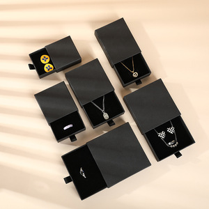 Boîtes en velours et plastique pour bijoux, coffret cadeau pour ensemble de bijoux avec logo personnalisé - Product Image 3