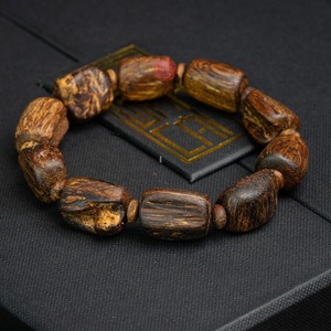 Pulsera de cuentas de madera de agar natural premium rara, auténtica madera de oud de gran tamaño para hombre, joyería hecha a mano. - Product Image 1