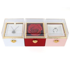 Regalo di Natale e San Valentino, Rosa Eterna di Lusso Rotante Conservata in Scatola di Acrilico per Donne e Ragazze - Product Image 5