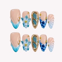 Kuku Akrilik 3D Motif Bunga Biru-Emas dengan Bingkai Logam Emas, Ujung Prancis, Mutiara, dan Glitter, Dapat Disesuaikan, Grosir