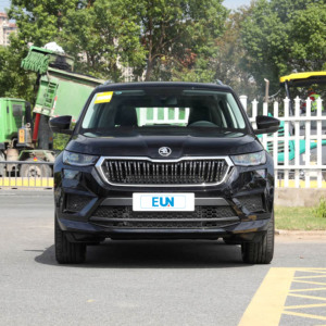Voiture d'occasion 2025 – Nouvelle Arrivée en Promotion : <span class=keywords><strong>Skoda</strong></span> <span class=keywords><strong>Kodiaq</strong></span> 2025 TSI 330 5 places 2RM Édition Performance - Product Image 2