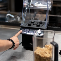 Bianco Di Puro - Gusto Pro, le mixeur commercial le plus puissant. Capacité : smoothie.