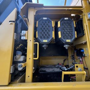 รถขุด 349 GC 49T รุ่นปี 2024 ราคาประหยัด ทนทาน พร้อมเครื่องยนต์และปั๊มเกียร์ สำหรับโครงการก่อสร้างเขื่อนและทางหลวงในแอฟริกาและตะวันออกกลาง - Product Image 3