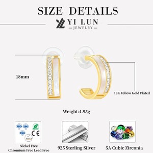 YILUN Boucles d'oreilles Huggie en nacre et CZ plaquées or 18 carats modernes de haute qualité Boucles d'oreilles de luxe en argent sterling 925 pour femmes - Product Image 6