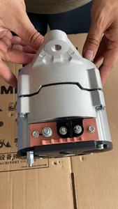 Pièce compatible LGMC pour mini-chargeuse, pièce de moteur diesel, dynamo SP122340, pièces de machines de construction directes d'usine - Product Image 2