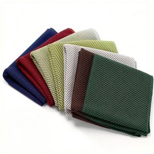 Serviette de sport rafraîchissante légère et anti-odeur pour le golf, le cyclisme, le camping et les activités de plein air - Product Image 1