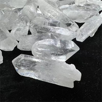Pierre brute de cristal naturel, pointe de quartz clair brute, pendentif unique en forme de baguette, pierre de guérison